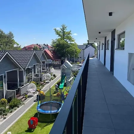 I Skandynawia Z Basenem Dąbki