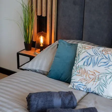 I Skandynawia Z Basenem * Dąbki