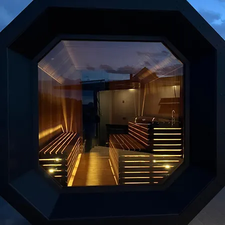 I Skandynawia Z Basenem Apartment