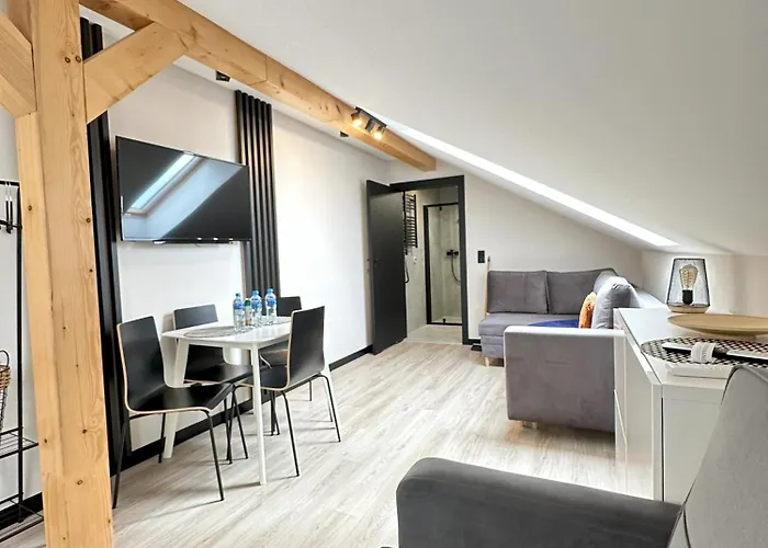 I Skandynawia Z Basenem